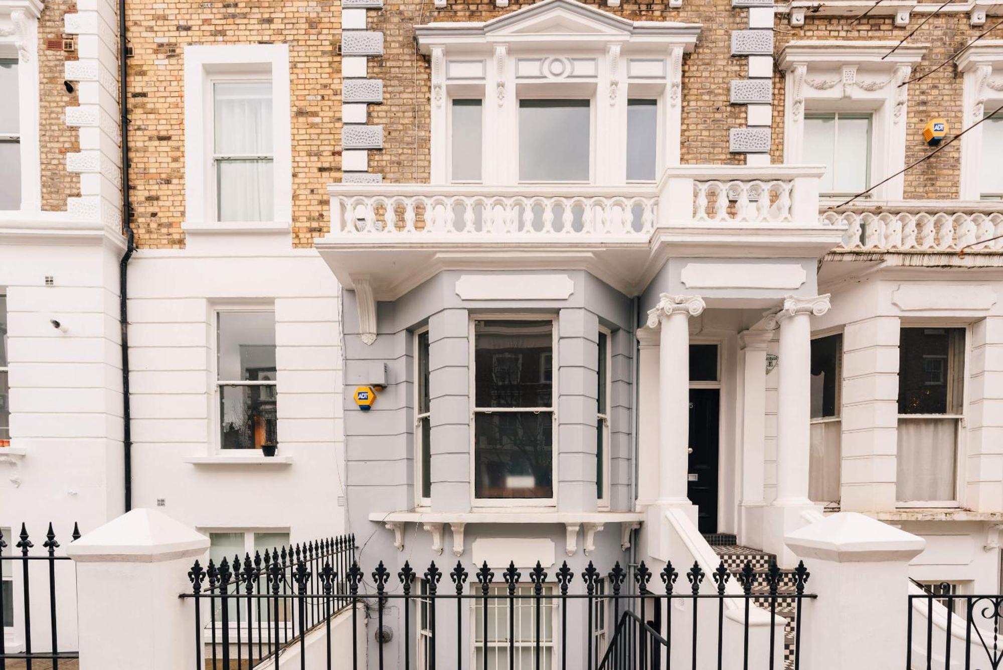 2 Bed Portobello Rd - Moments From Tube!