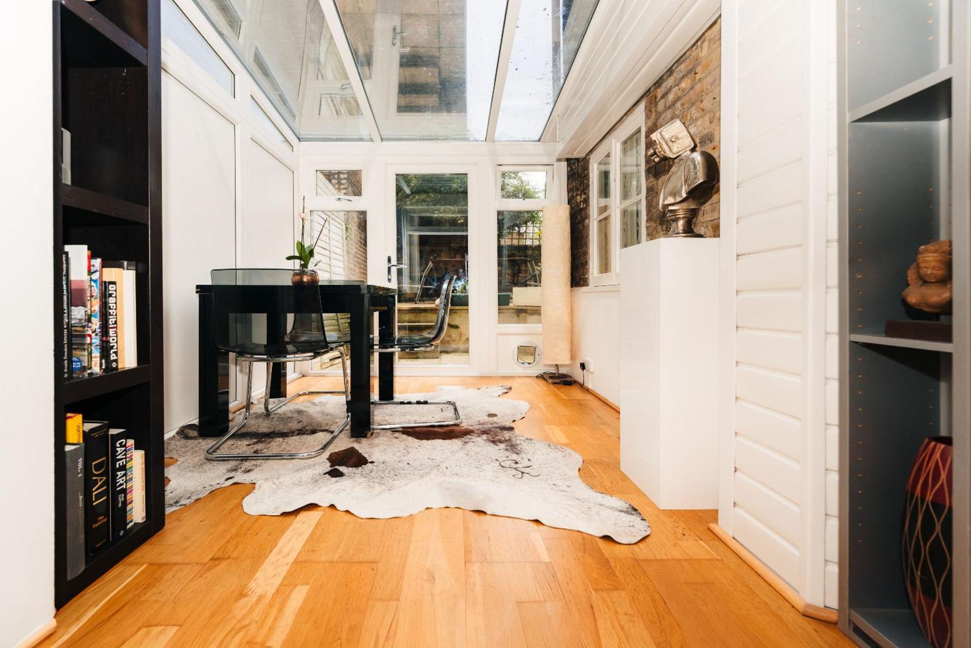 Casa vacanze 2 Bed Portobello Rd - Moments From Tube! *