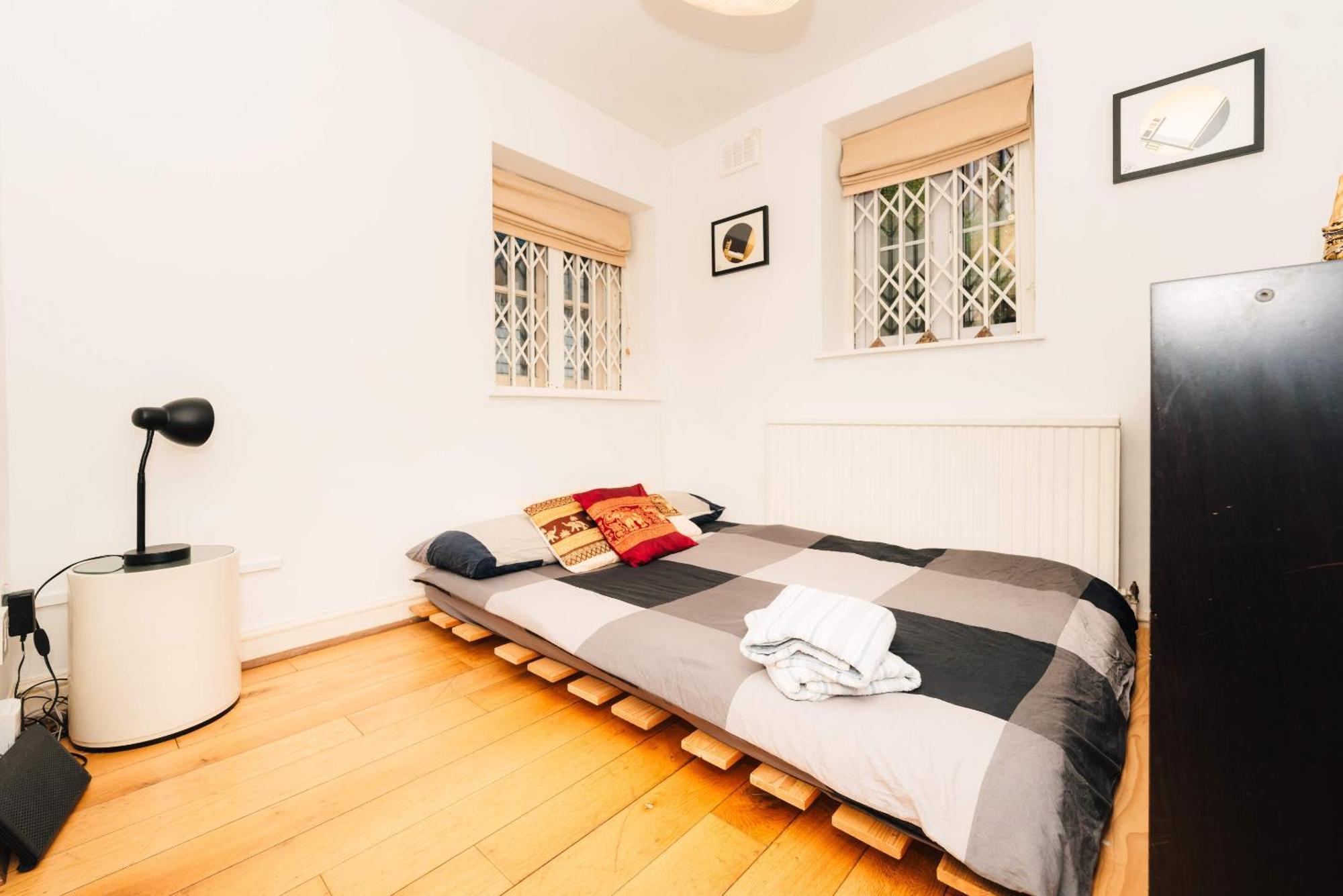 2 Bed Portobello Rd - Moments From Tube! Casa vacanze *